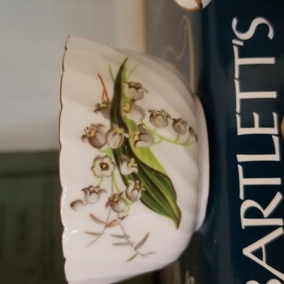 Royal Adderley "Lily of the Valley" Sugar and Creamer, Made in England - Picture 3 of 8